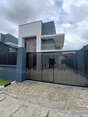 4bdrm Duplex in Bodija for rent