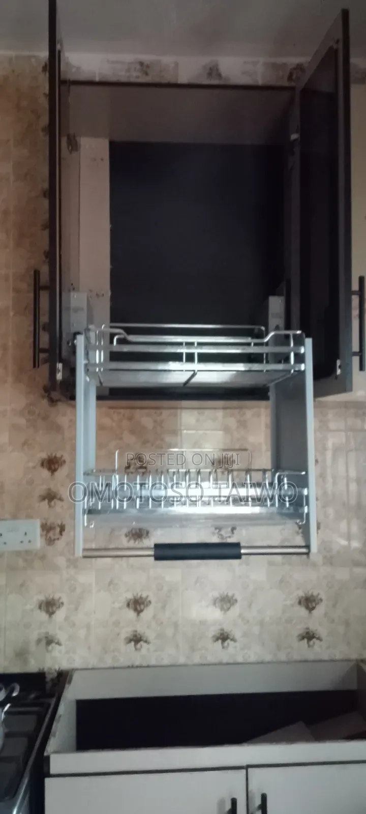 Pull Down Plate Rack