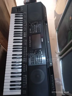 YAMAHA PSR-SX920 Arranger Work Station