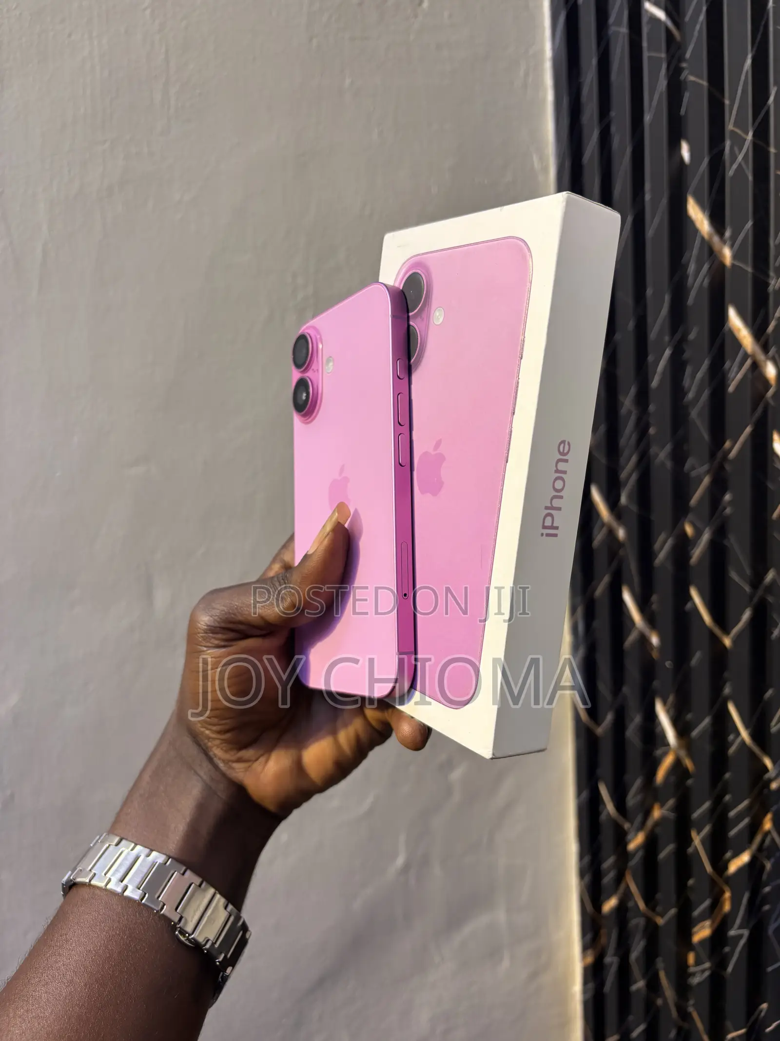 New Apple iPhone 16 128 GB Pink