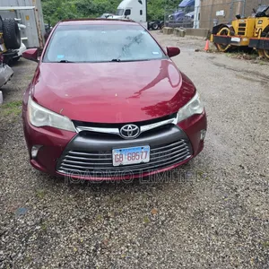 Toyota Camry 2017 Burgundy