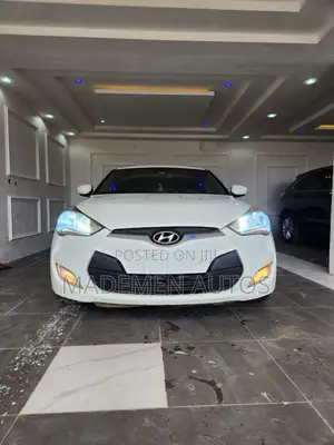 Hyundai Veloster Automatic 2012 White