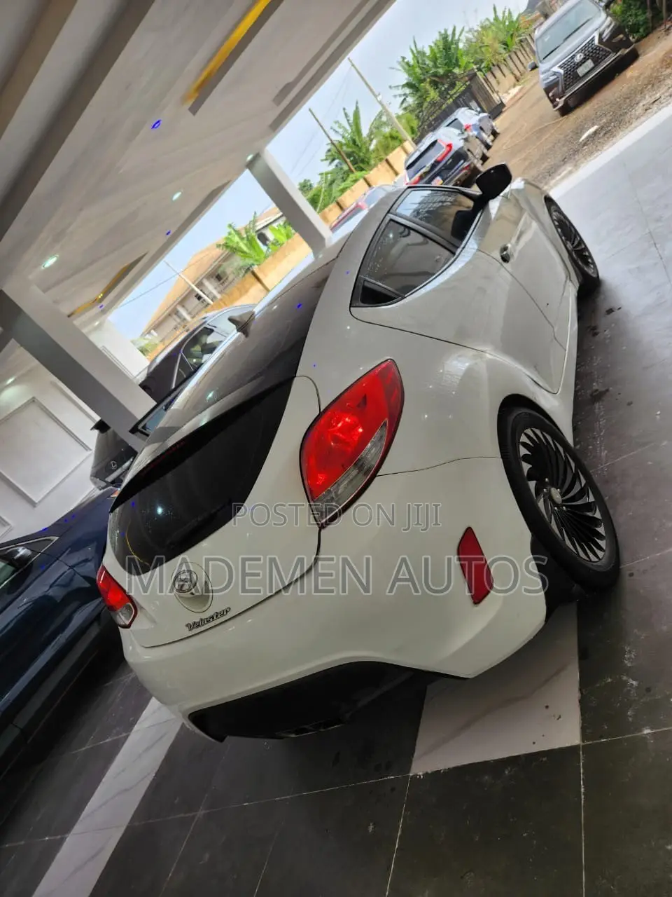 Hyundai Veloster Automatic 2012 White
