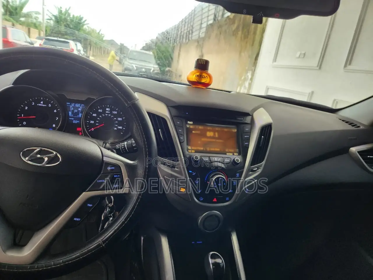 Hyundai Veloster Automatic 2012 White