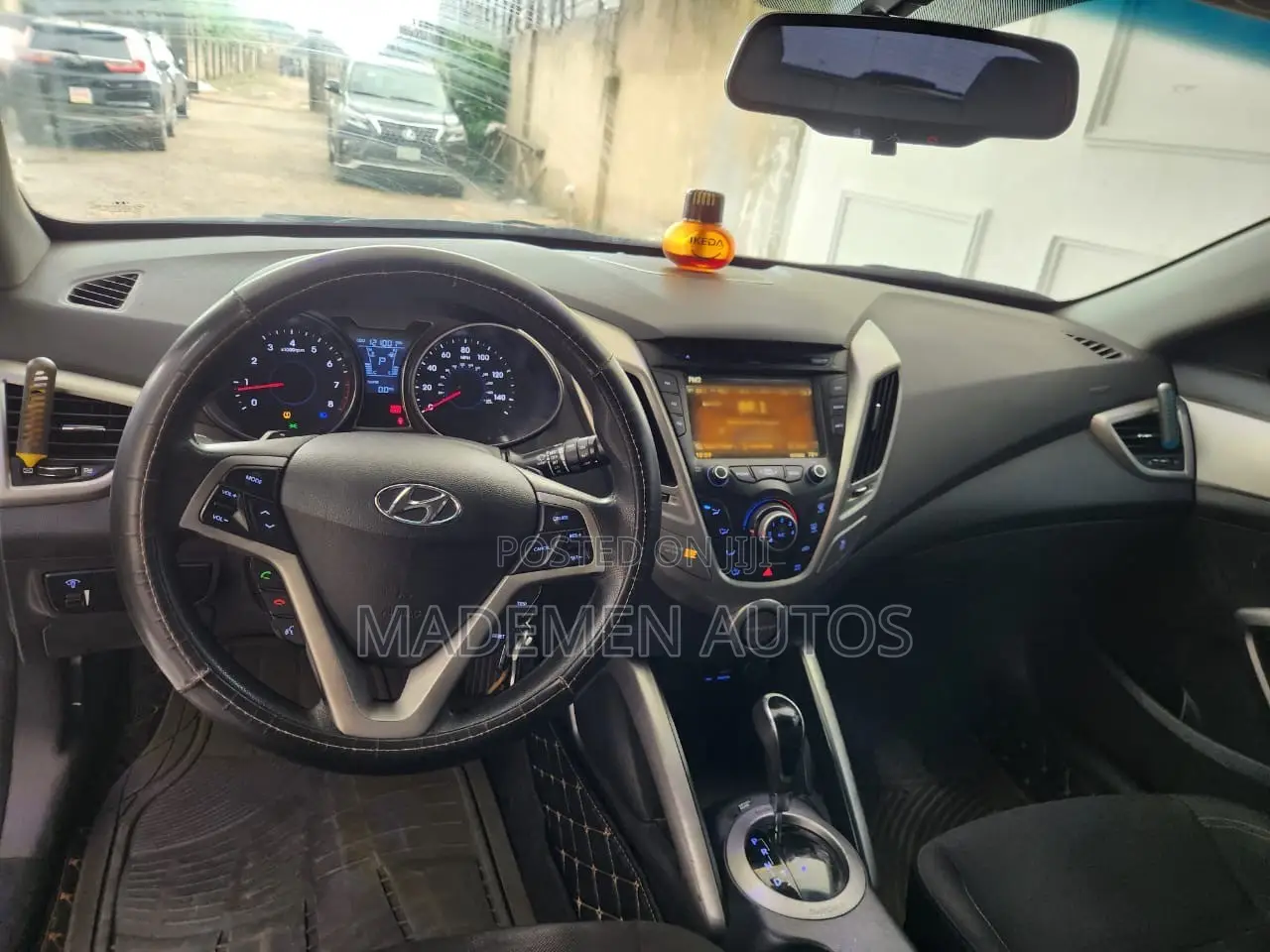 Hyundai Veloster Automatic 2012 White