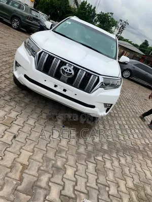 Toyota Land Cruiser Prado 2021 White