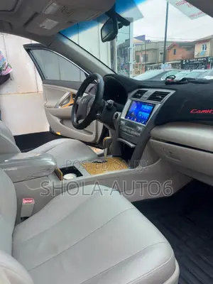 Toyota Camry XLE V6 4dr Sedan (3.5L 6cyl 6AM) 2009 Gray