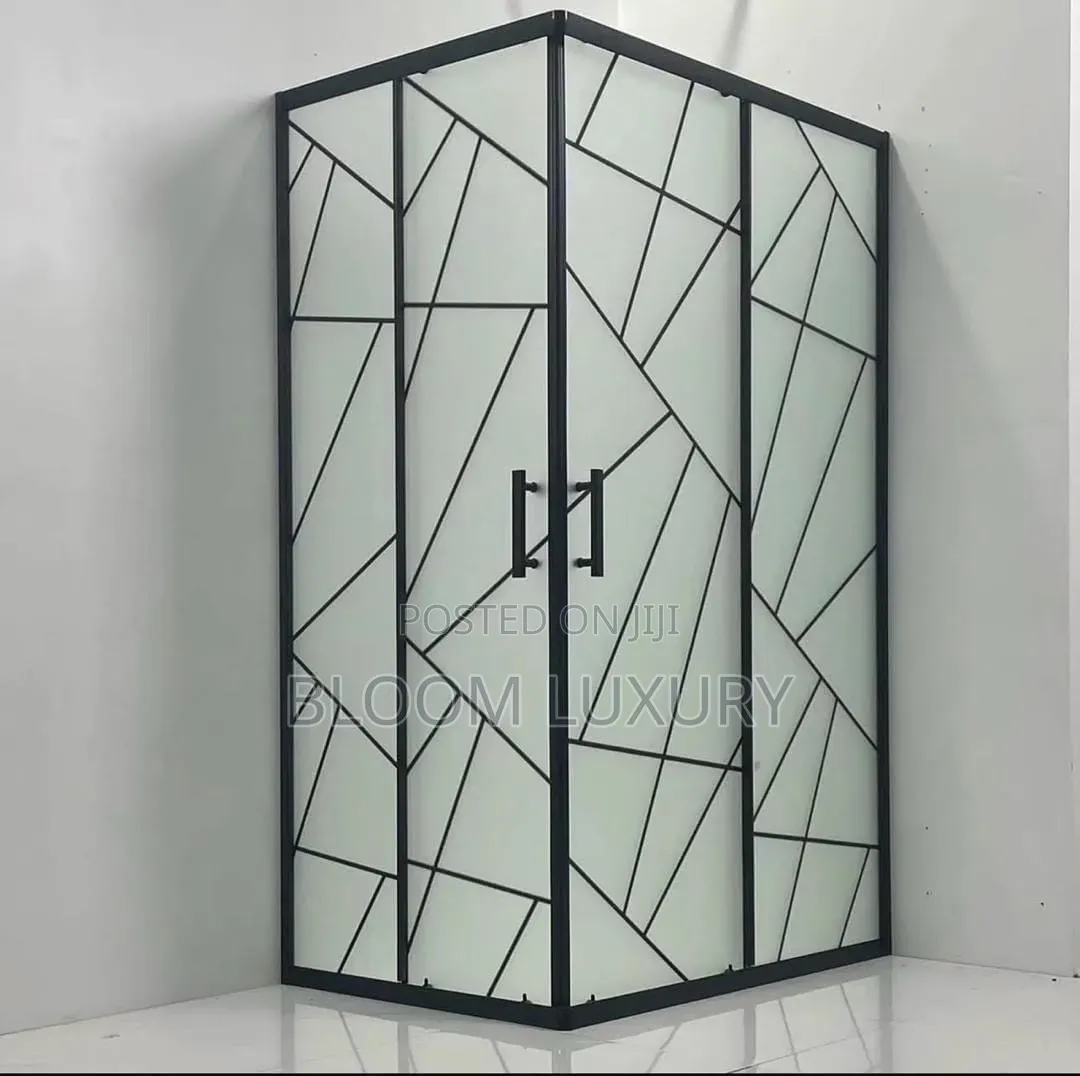 Shower Cubicle 6mm Glass Thickness