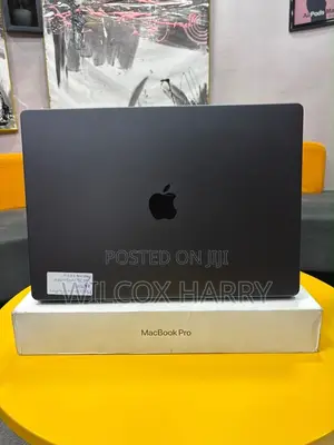 Laptop Apple MacBook Pro 2024 M4 Max 32GB Apple M4 Max SSD 1T