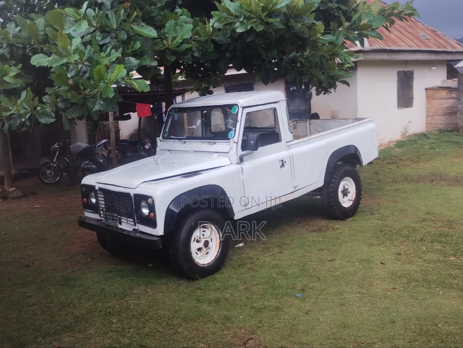Land Rover Defender Soft Top 4x4 1995 White
