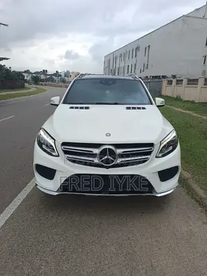 Mercedes-Benz GLE-Class 2016 White