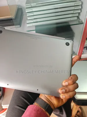 Laptop Apple MacBook Pro 2018 16GB Intel Core i7 SSD 256GB