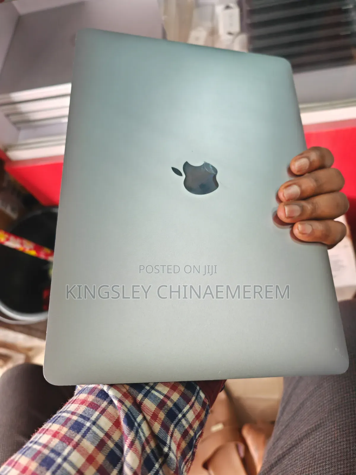 Laptop Apple MacBook Pro 2018 16GB Intel Core i7 SSD 256GB