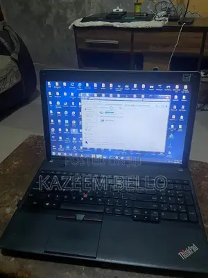 Laptop Lenovo ThinkPad Edge E555 4GB Nvidia HDD 320GB