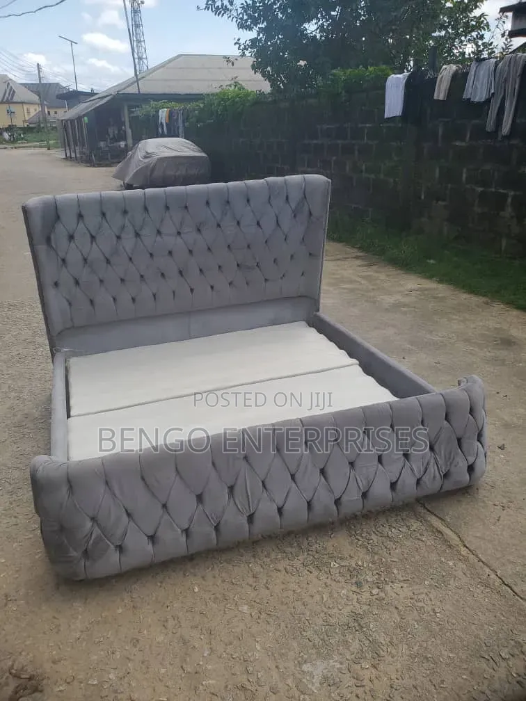 6by6 Padded Bedframe