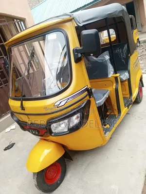 TVS Metro 2025 Yellow