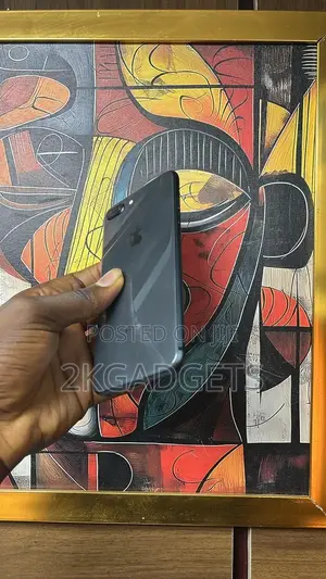 Apple iPhone 8 Plus 64 GB Black