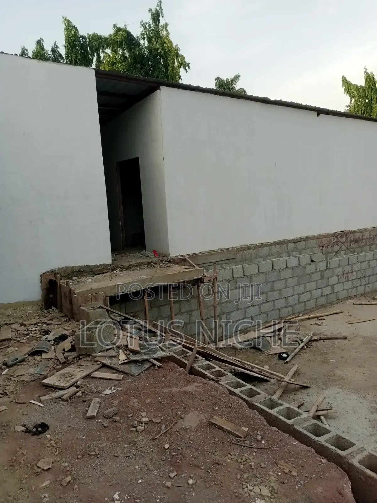 Screeding and Painting
