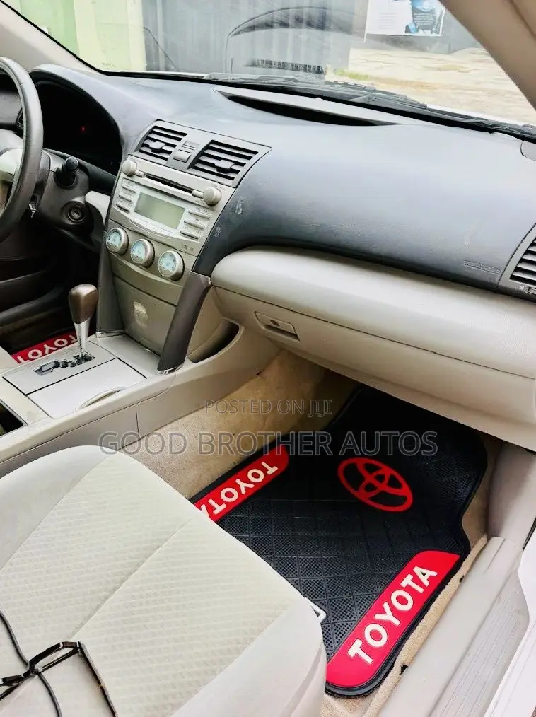 Toyota Camry 2008 White