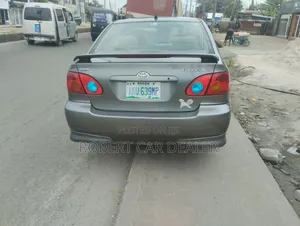 Toyota Corolla 2004 Gray