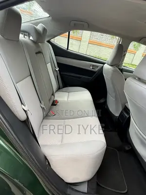 Toyota Corolla 2015 Green