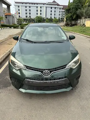 Toyota Corolla 2015 Green