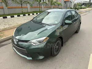 Toyota Corolla 2015 Green