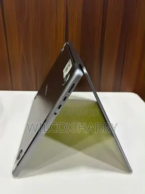 Laptop Apple MacBook Pro 2021 M1 16GB Apple M1 Pro SSD 512GB