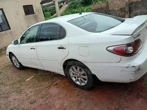 Lexus ES 330 Sedan 2004 White