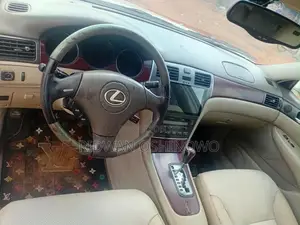 Lexus ES 330 Sedan 2004 White
