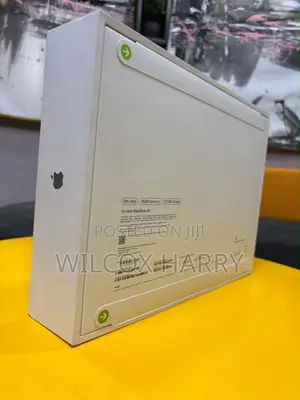 New Laptop Apple MacBook Air 2026 M5 16GB Apple M5 SSD 16 GB
