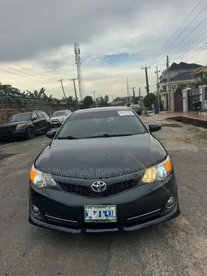 Toyota Camry SE 4dr Sedan (2.5L 4cyl 6A) 2012 Black