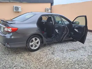 Toyota Corolla 2013 Gray