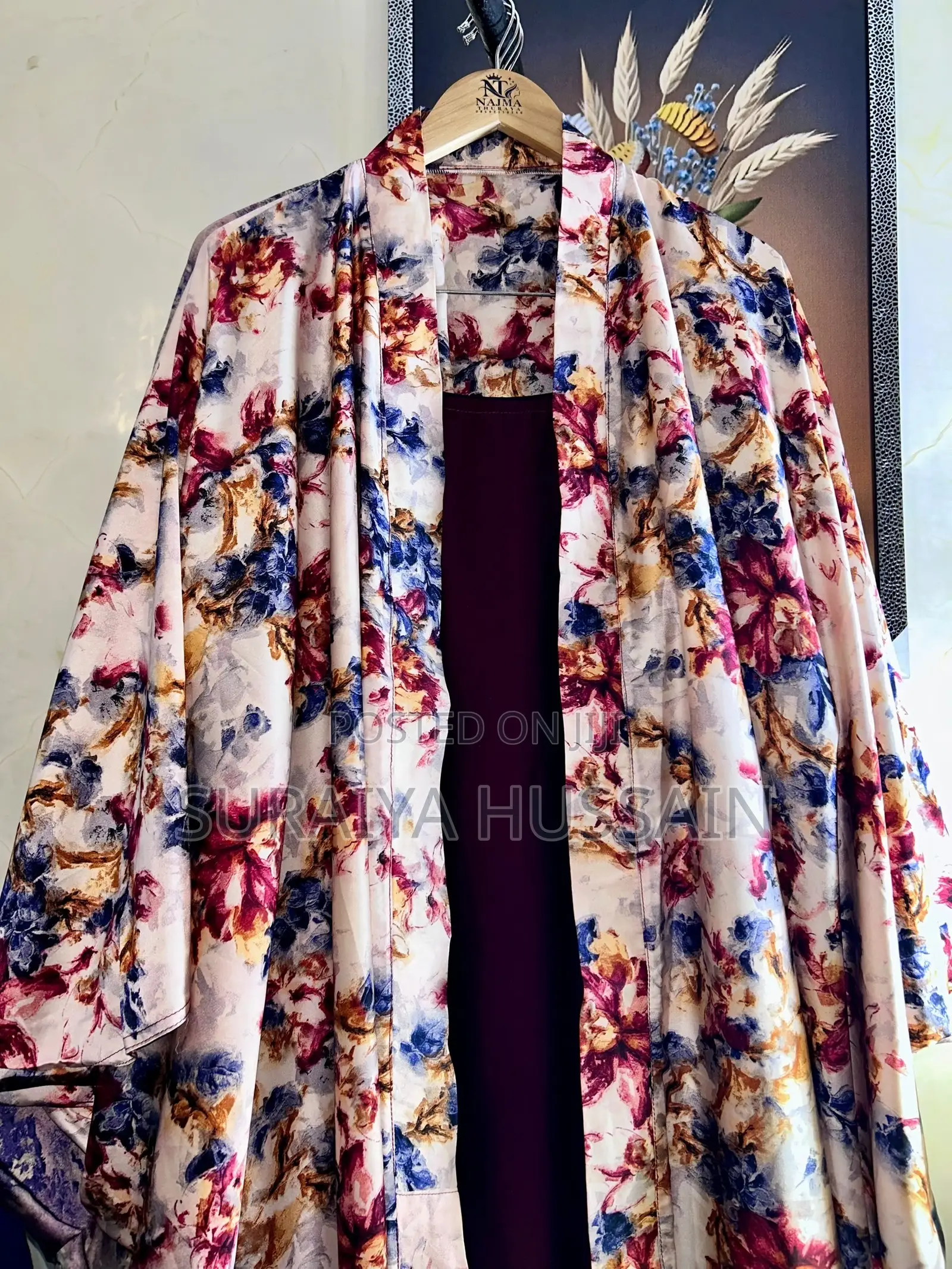 Blooming Elegance – Premium Floral Set