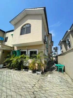 4bdrm Duplex in Lekki Phase 1 for sale