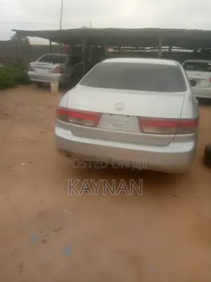 Honda Accord 2005 Gray