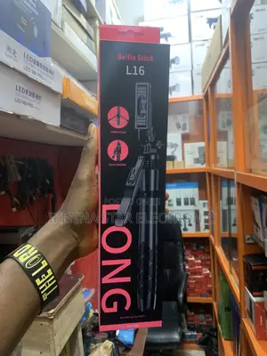 L16 Selfie Tripod Stand