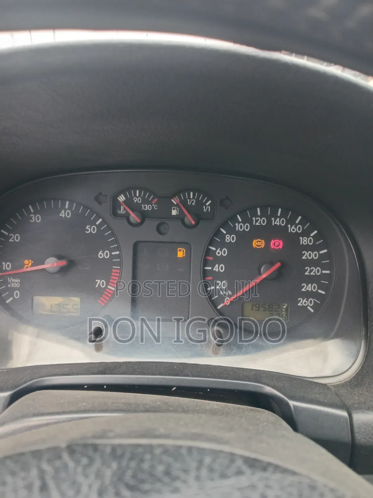 Volkswagen Golf 2004 White