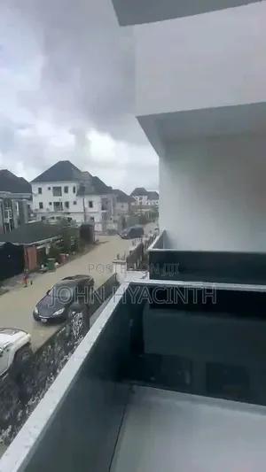 4bdrm Duplex in Green Estate, Ago Palace for sale