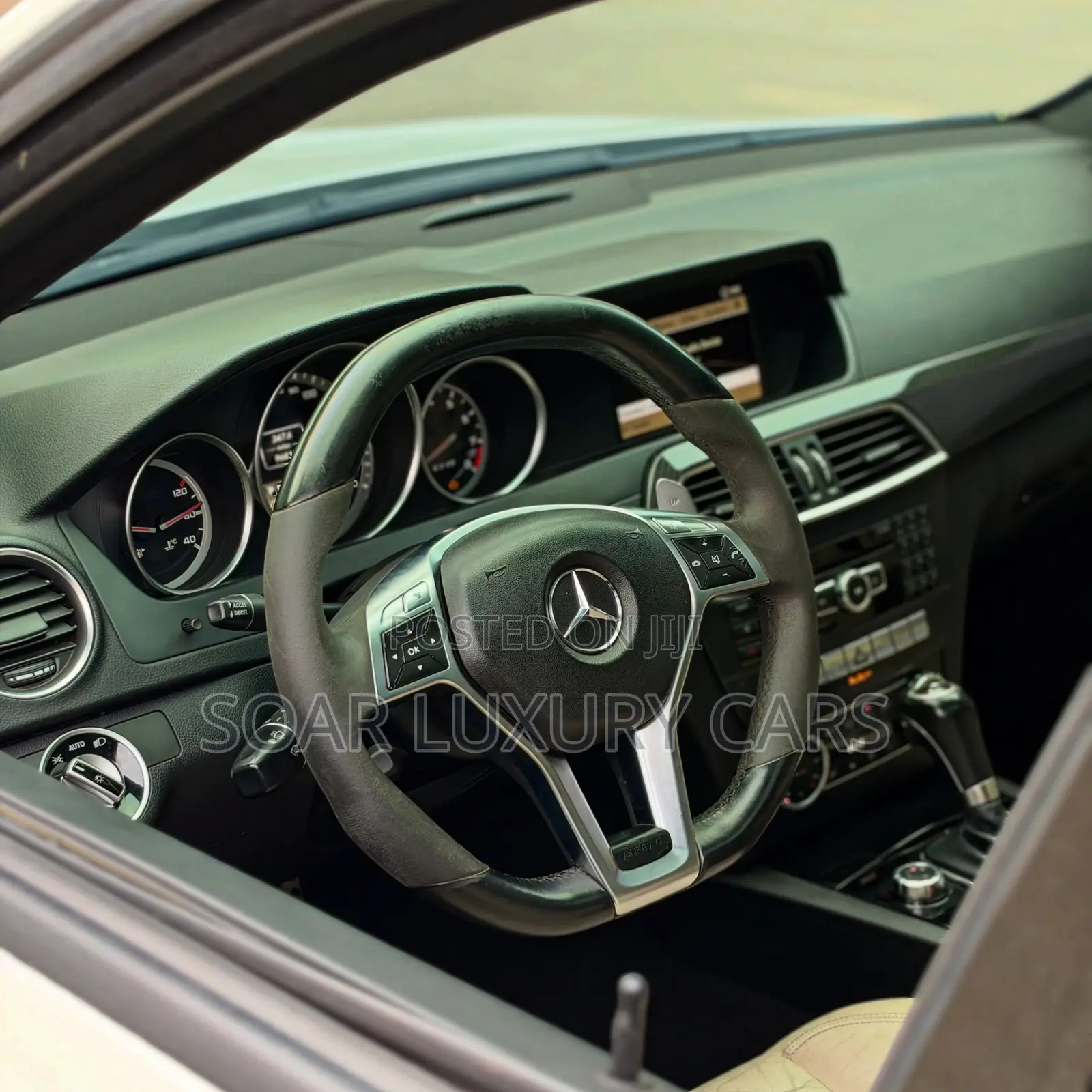 Mercedes-Benz C63 2013 White