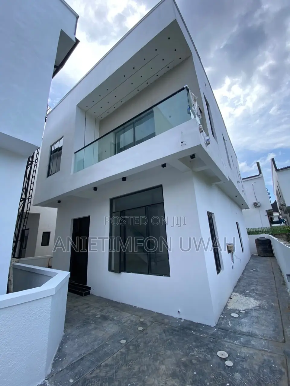 4 Bedroom Fully Detached