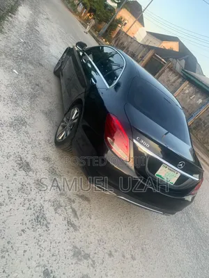 Mercedes-Benz C300 2017 Black