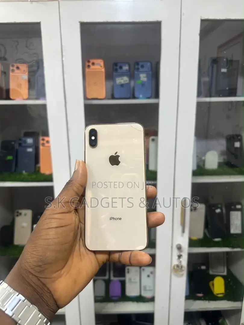 Apple iPhone XS Max 64 GB Gold