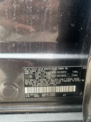 Toyota RAV4 XLE 2021 Gray