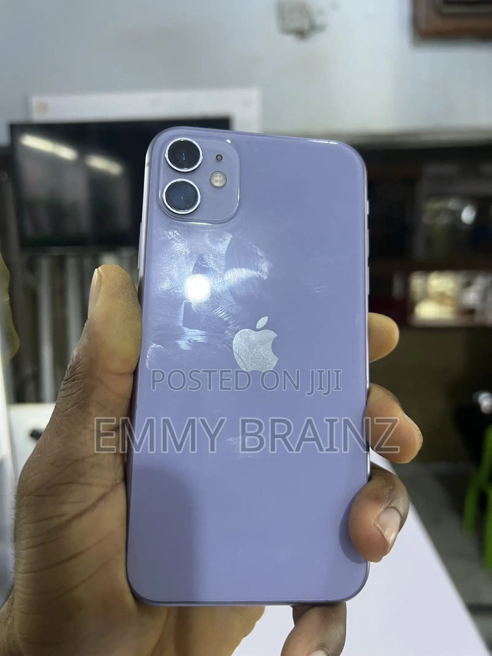 Apple iPhone 11 64 GB Purple