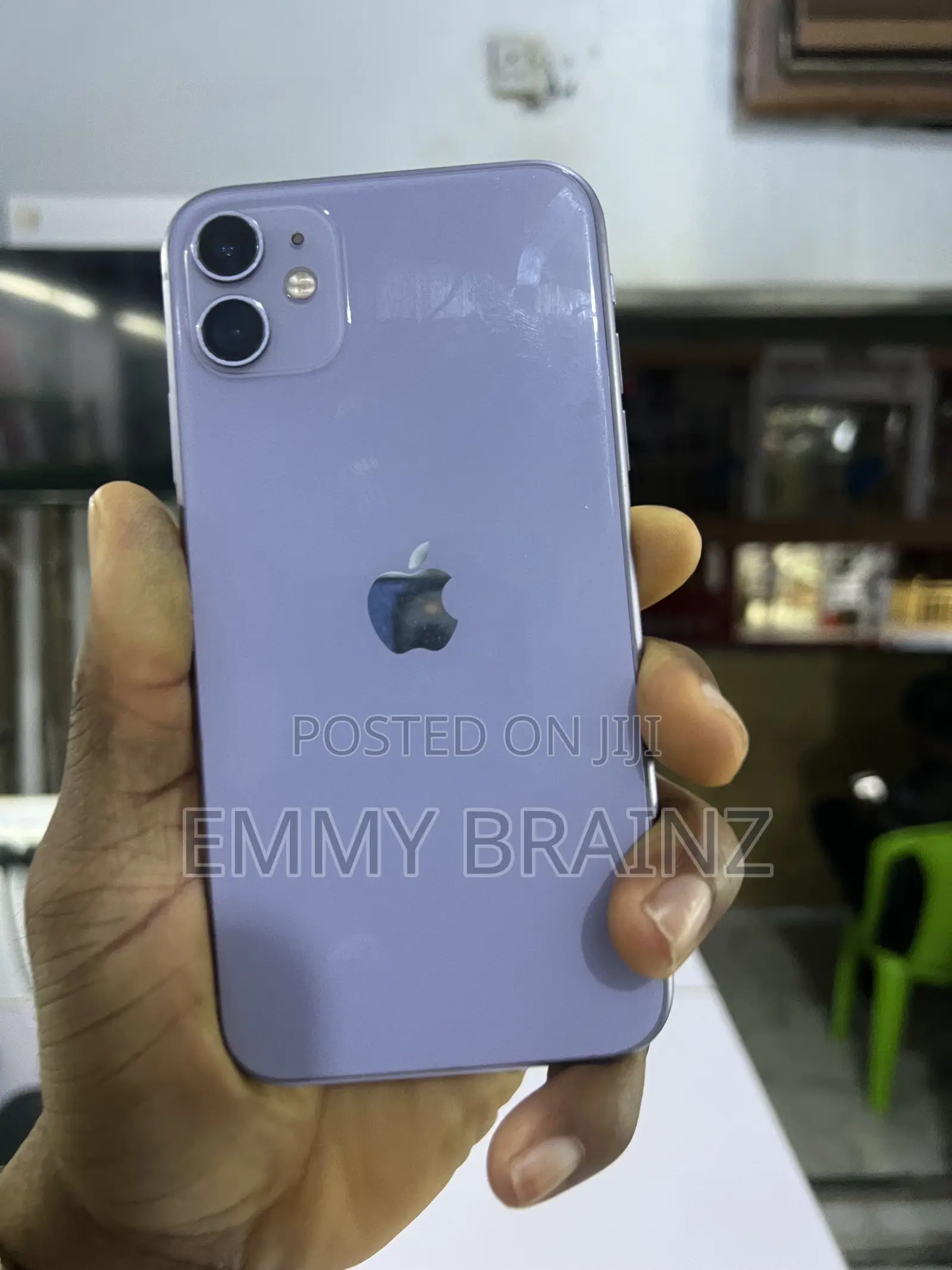 Apple iPhone 11 64 GB Purple