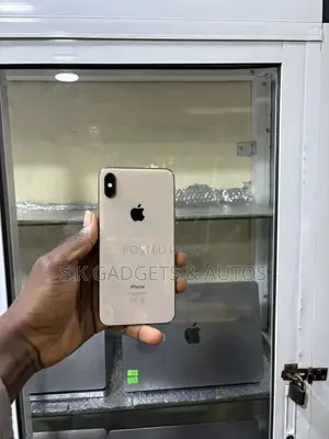 Apple iPhone XS Max 64 GB Gold