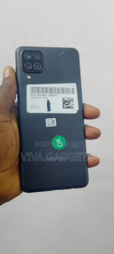 Samsung Galaxy A12 64 GB Black