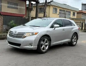 Toyota Venza V6 AWD 2010 Silver