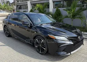 Toyota Camry XSE V6 FWD (3.5L 6cyl 8AM) 2018 Black